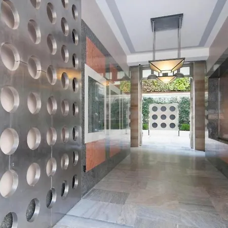 Palazzo Beltrade By Halldis Milan
