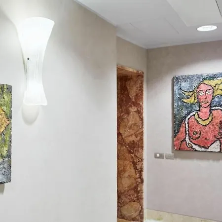 Palazzo Beltrade By Halldis * מילאנו