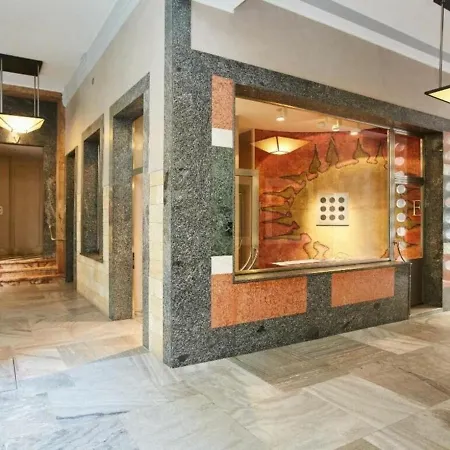 Palazzo Beltrade By Halldis מילאנו